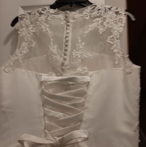 Wedding dress